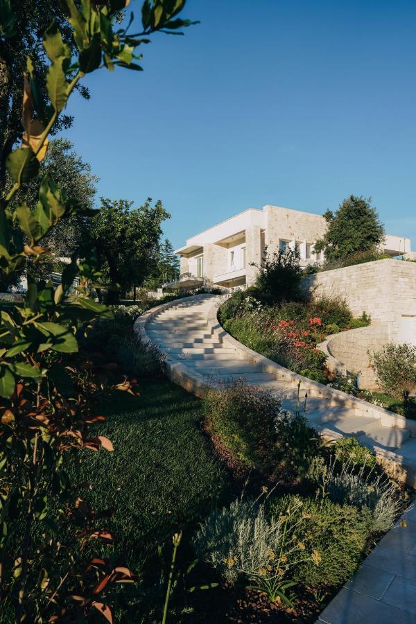 Essenza Relais Contemporaneo Bed and Breakfast Cisternino Εξωτερικό φωτογραφία
