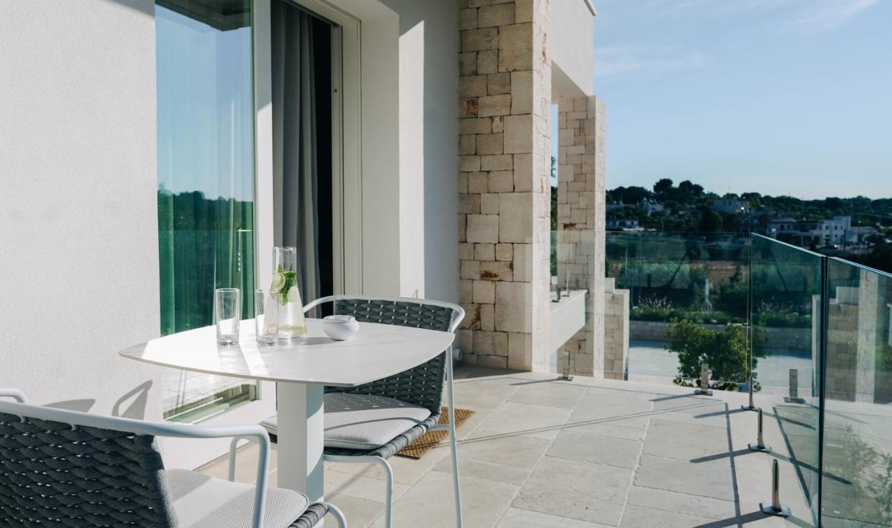 Essenza Relais Contemporaneo Bed and Breakfast Cisternino Εξωτερικό φωτογραφία