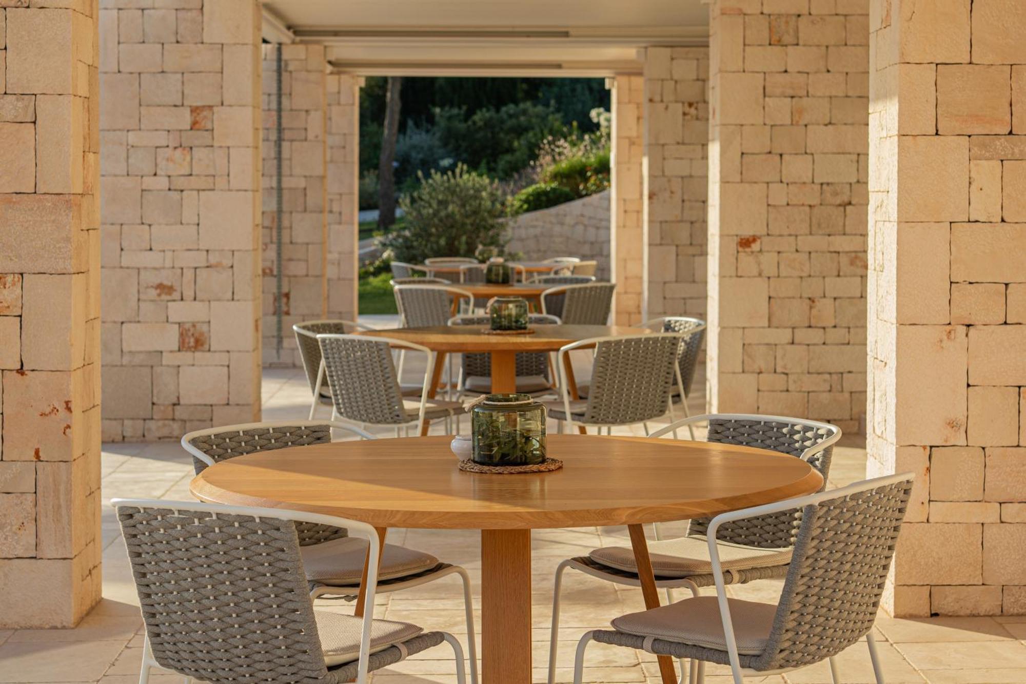 Essenza Relais Contemporaneo Bed and Breakfast Cisternino Εξωτερικό φωτογραφία