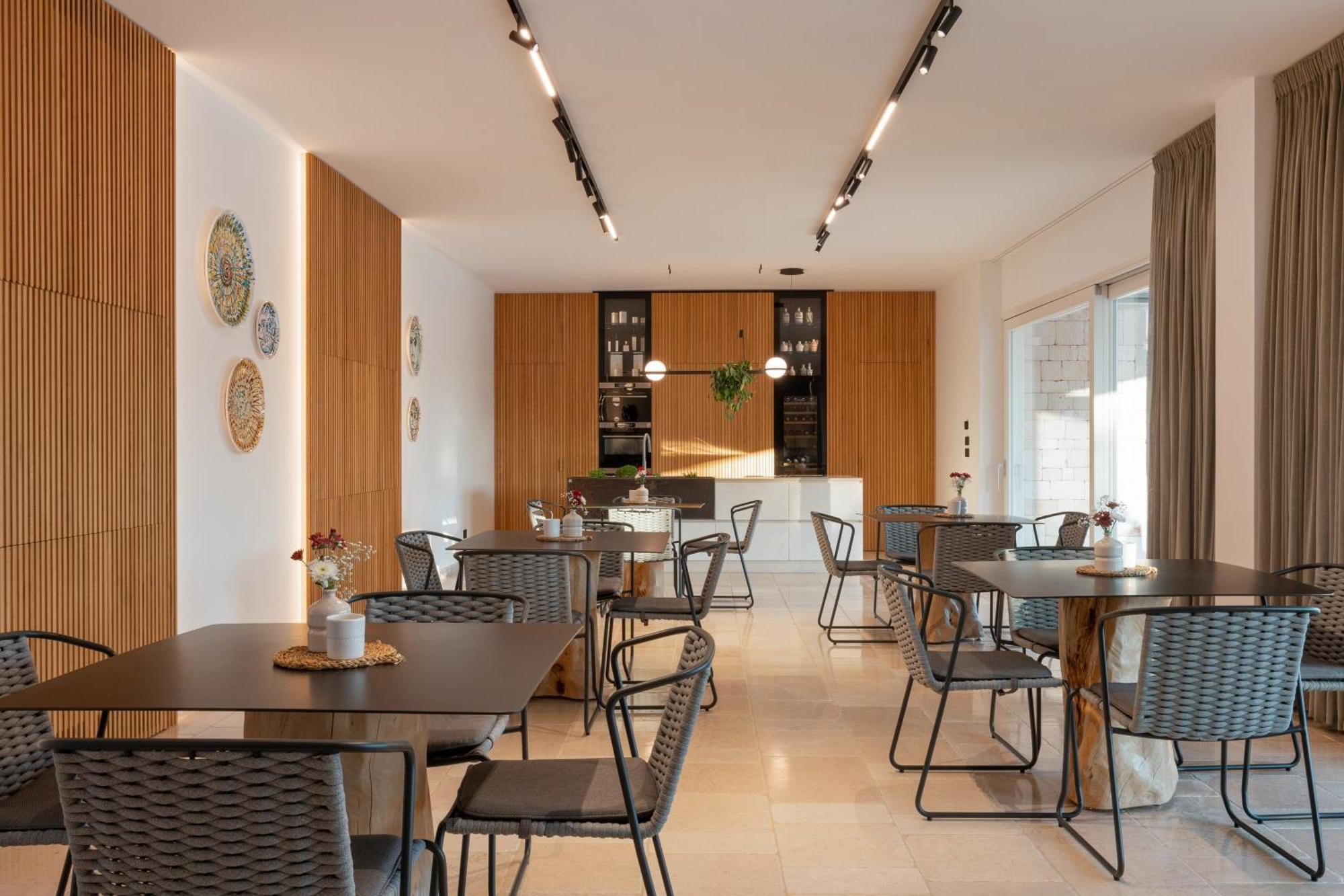 Essenza Relais Contemporaneo Bed and Breakfast Cisternino Εξωτερικό φωτογραφία