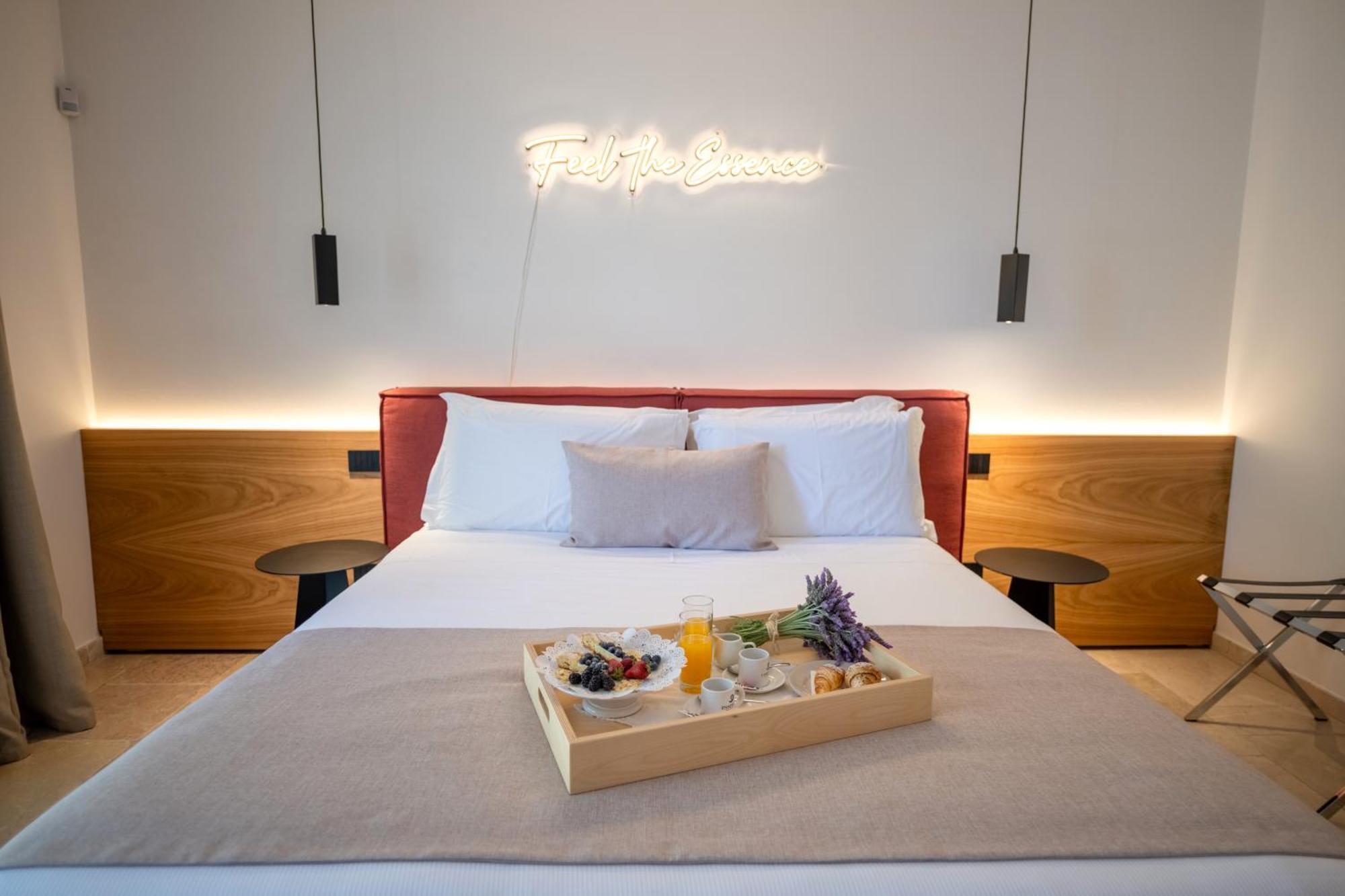Essenza Relais Contemporaneo Bed and Breakfast Cisternino Εξωτερικό φωτογραφία