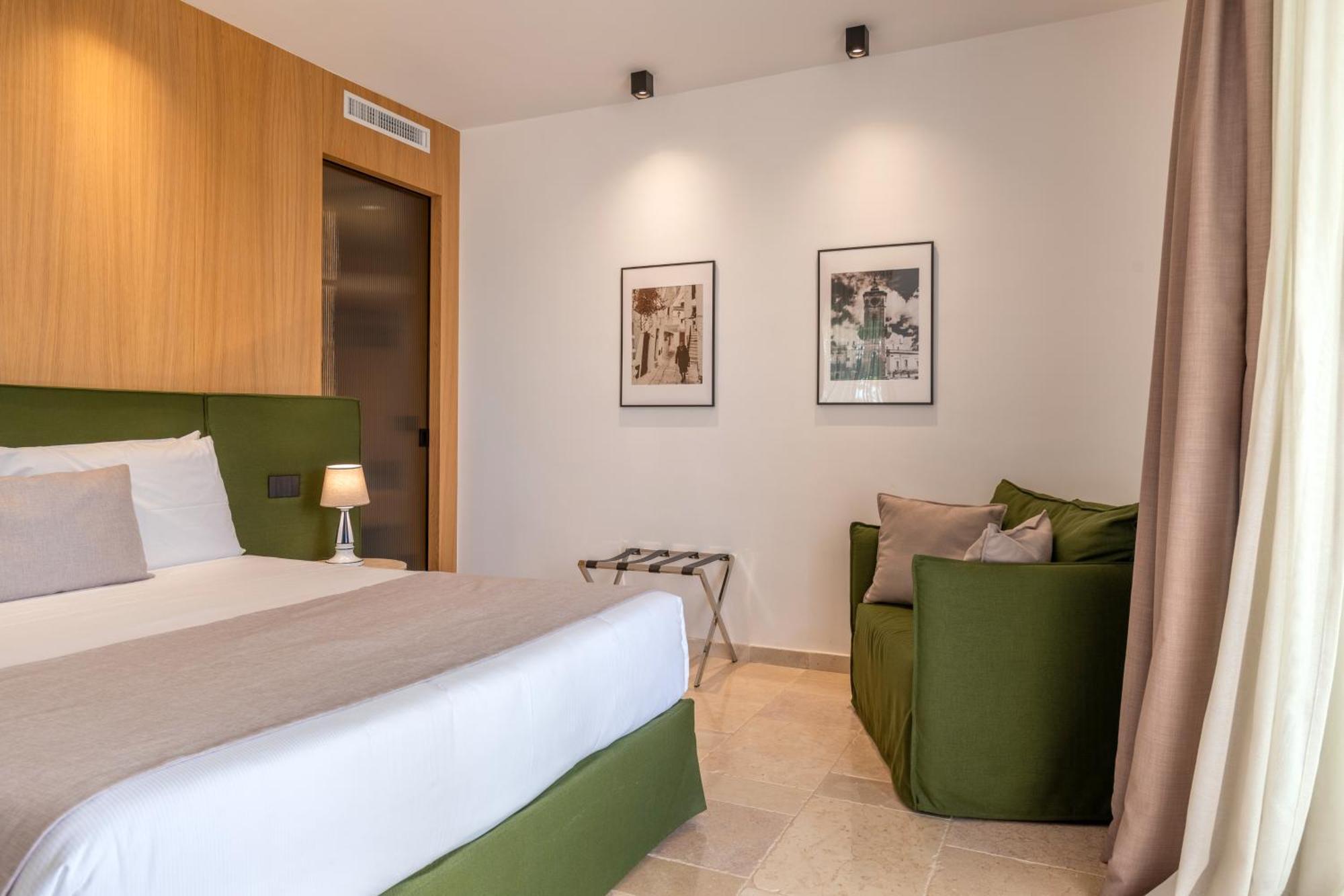 Essenza Relais Contemporaneo Bed and Breakfast Cisternino Εξωτερικό φωτογραφία